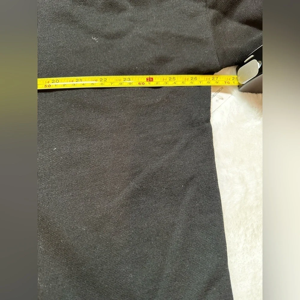 Alo Black and women’s Hoodie
